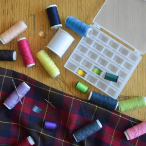 Ev Tipi Aile Dikiş Makinesi 25 li Şeffaf Masura Saklama Kutusu - Görsel 6